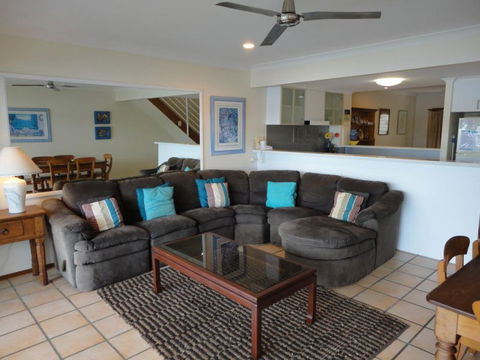 Noosa Entrance Waterfront Resort - Accommodation Mt Buller 13