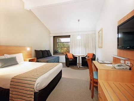 Quality Hotel Airport International - Accommodation Mt Buller 2