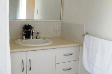 Clarks Beach Apartment - Accommodation Mt Buller 2