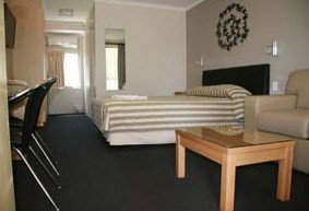 Queensgate Motel - Accommodation Mt Buller 0