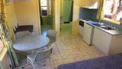 Outback Caravan Park - Accommodation Mt Buller 1