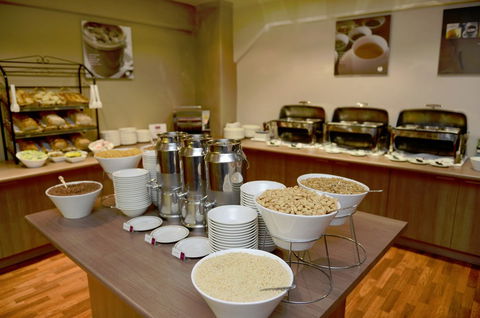 Mercure Grosvenor Hotel Adelaide - Accommodation Mt Buller 3