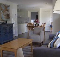 Saltaire Yellow - Accommodation Mt Buller