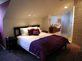 Merlot & Verdelho - Accommodation Mt Buller 0