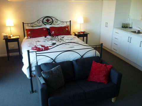 Cleggett Wines - Accommodation Mt Buller 2