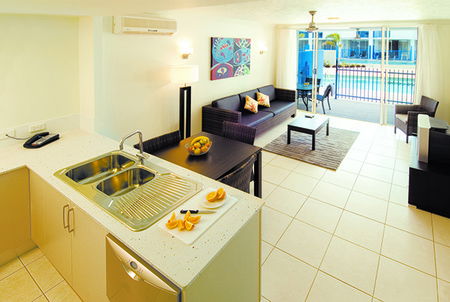 Oaks Lagoons - Accommodation Mt Buller 3