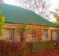 Colonial Cottages of Ross - Captain Samuels Cottage - Accommodation Mt Buller