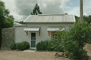 Mavis's Kitchen And Cabins - Accommodation Mt Buller 0