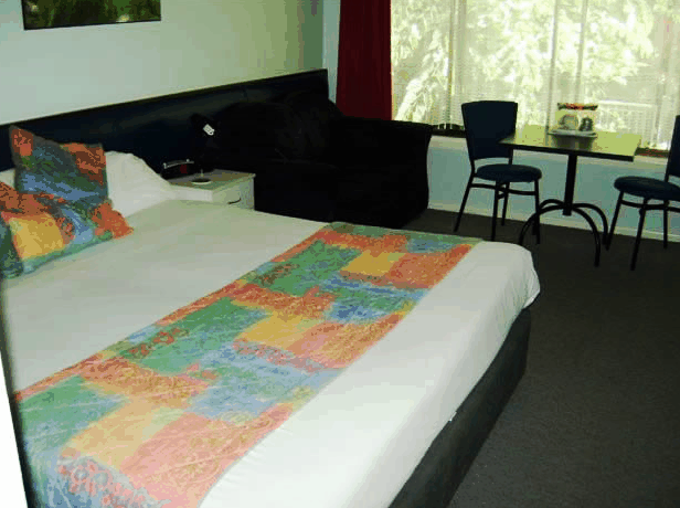 Poinciana Motel - Accommodation Mt Buller 0