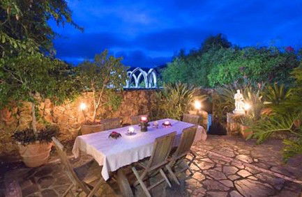Castle On The Hill Bed And Breakfast - Accommodation Mt Buller 2