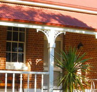 Araluen Old Courthouse Bed and Breakfast - Accommodation Mt Buller