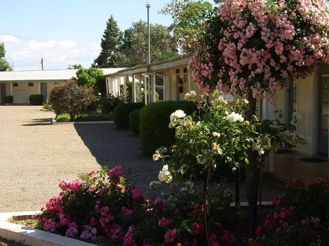 Garden Motor Inn - Accommodation Mt Buller 0