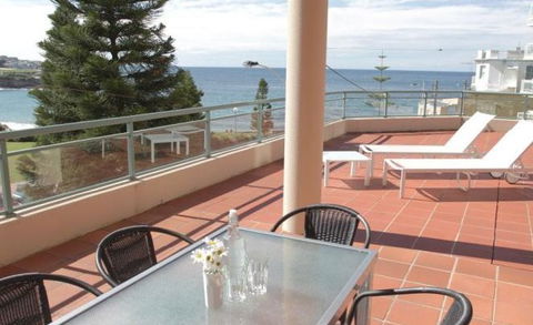 AeA The Coogee View Beachfront Serviced Apartments - Accommodation Mt Buller 4