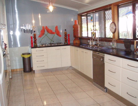 Beachfront Bed And Breakfast - Accommodation Mt Buller 6