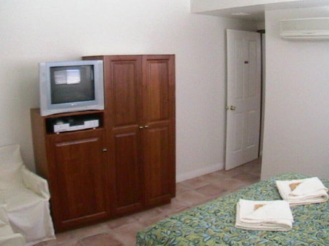 R & R @ Woodgate Beach - Accommodation Mt Buller 1