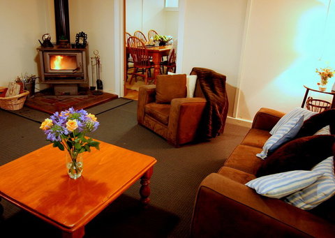 Applegrove Farm - Accommodation Mt Buller 4