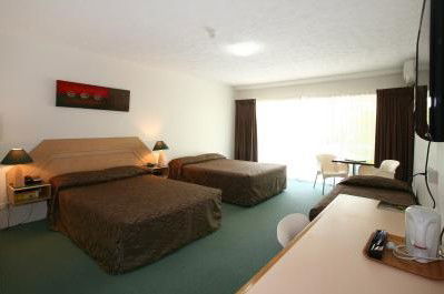 Outrigger Resort Burleigh Heads - Accommodation Mt Buller 5