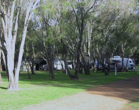 Four Seasons Holiday Park - Accommodation Mt Buller 1