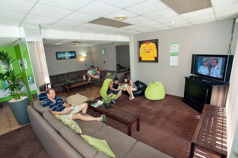 Islander Resort Hotel - Accommodation Mt Buller 2