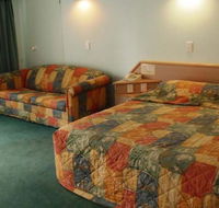 Runaway Bay Motor Inn - Accommodation Mt Buller