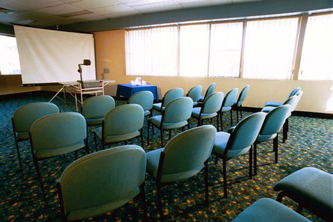 Beachcomber Hotel - Accommodation Mt Buller 2