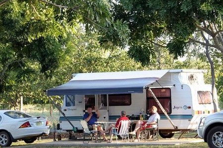 Aussie Outback Oasis Cabin And Van Village - Accommodation Mt Buller 2