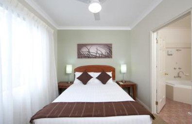 Pokolbin Hills Chateau Resort - Accommodation Mt Buller 1