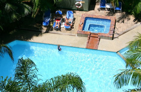 Horizons Burleigh Heads Holiday Apartments - Accommodation Mt Buller 0