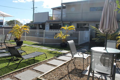 A' Montego Mermaid Beach Motel - Accommodation Mt Buller 4