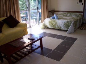 Cardwell Beach Motel - Accommodation Mt Buller 0