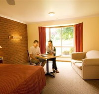 AAt 28 GOLDSMITHGolden Chain Motel - Accommodation Mt Buller