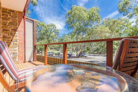 JV Jones Pty Ltd - Accommodation Mt buller 3