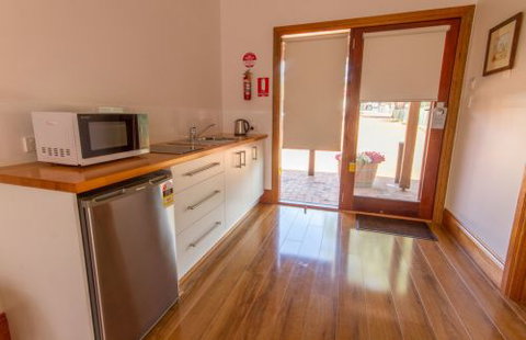 JV Jones Pty Ltd - Accommodation Mt buller 4