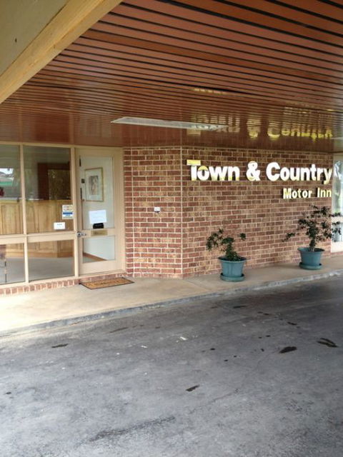 Town & Country Motor Inn Forbes - Accommodation Mt Buller 0