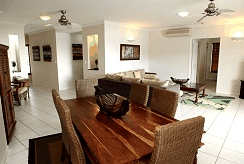 Jack And Newell Cairns Holiday Apartments - Accommodation Mt buller 1