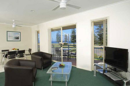 Beachcomber Resort - Accommodation Mt Buller 2