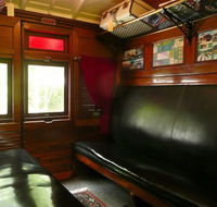 Mt Nebo Railway Carriage amp Chalet - Accommodation Mt Buller