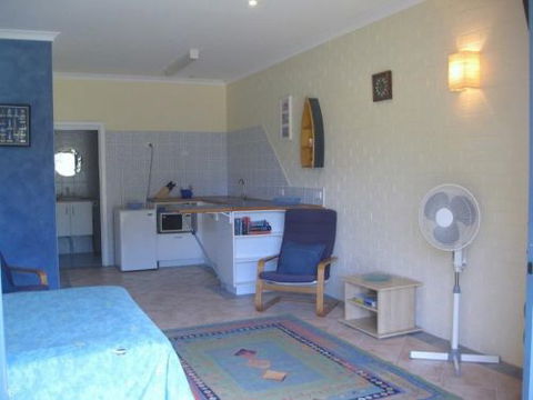 Windsurfer Beach Chalets - Accommodation Mt Buller 4