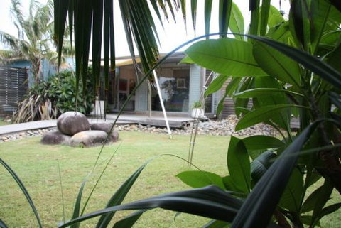 ArtHOUSE Beachfront Accommodation - Accommodation Mt Buller 7