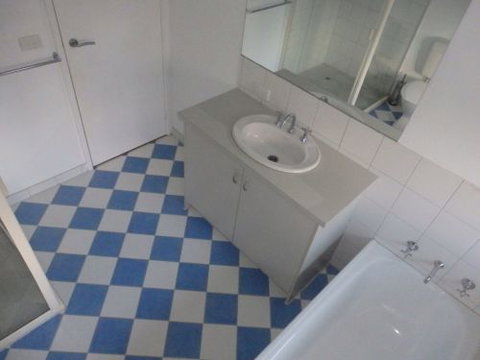 CENTREPOINT UNITS - HEIDELBERG - Accommodation Mt Buller 4