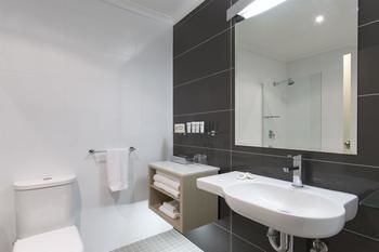 Best Western Plus Apollo International Hotel - Accommodation Mt Buller 12