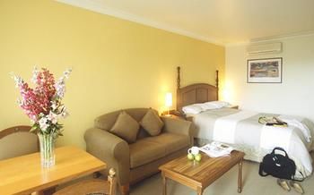 Best Western Plus The Tudor-Box Hill - Accommodation Mt Buller 16