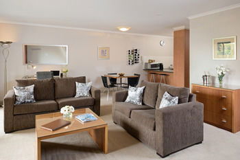 Ringwood Royale - Accommodation Mt Buller 7