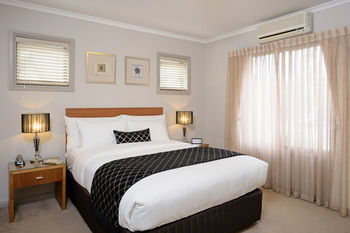 Ringwood Royale - Accommodation Mt Buller 9