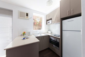 Easystay Apartments Raglan Street - Accommodation Mt Buller 4