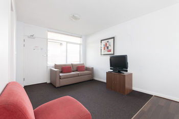 Easystay Apartments Raglan Street - Accommodation Mt Buller 6
