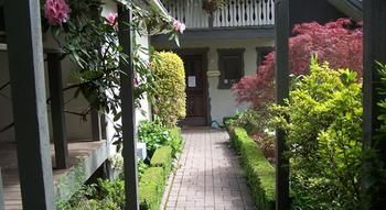Annie Roe's Luxury Bed & Breakfast - Accommodation Mt Buller 25