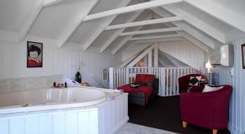 Annie Roe's Luxury Bed & Breakfast - Accommodation Mt Buller 28