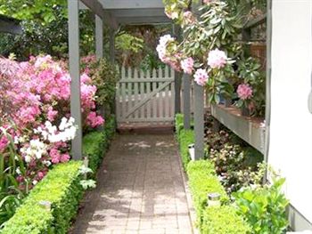 Annie Roe's Luxury Bed & Breakfast - Accommodation Mt Buller 0