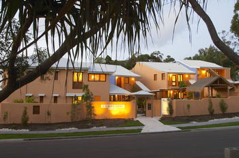 L'Auberge Noosa - Accommodation Mt Buller 7
